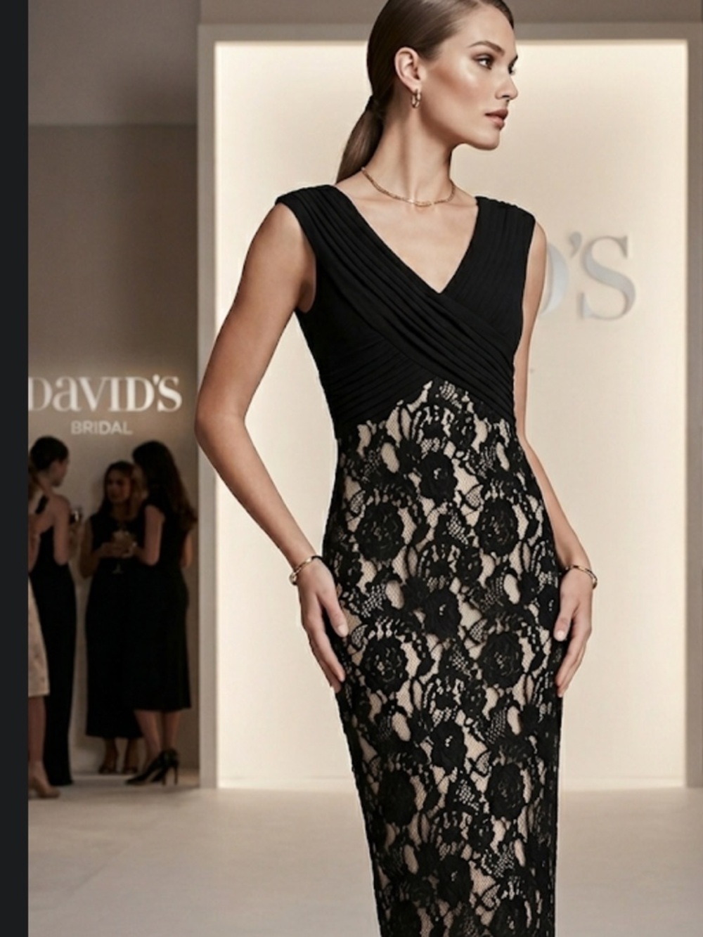 Authentic David’s Bridal black elegant formal dress sz 4